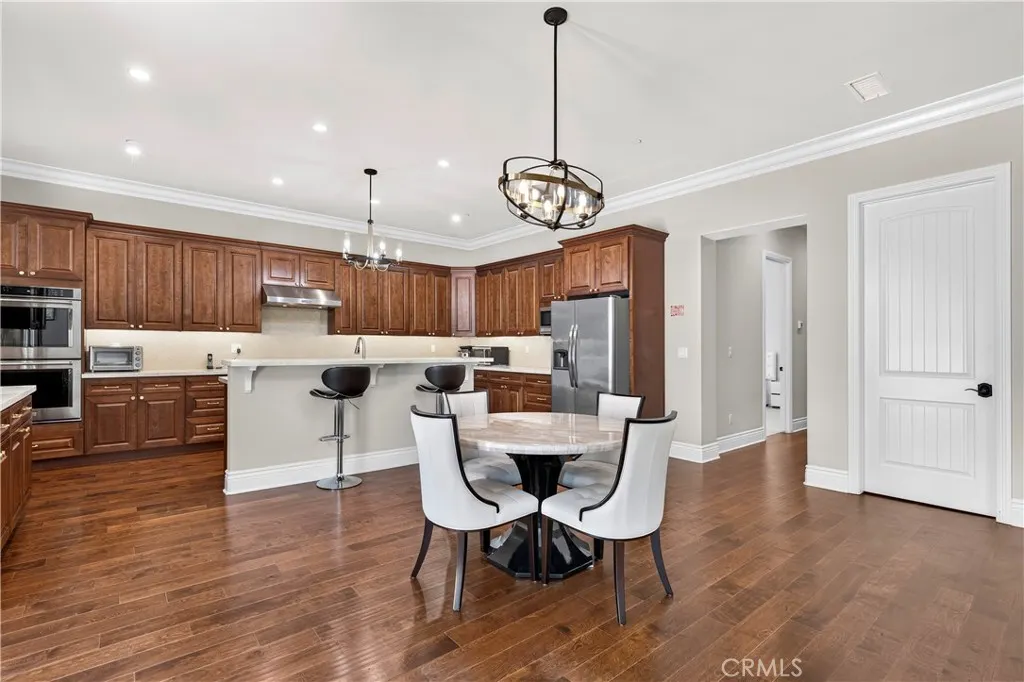 1469 E Foothill Blvd
