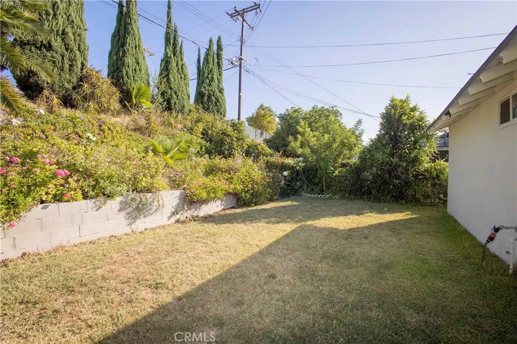 3040 La Puente