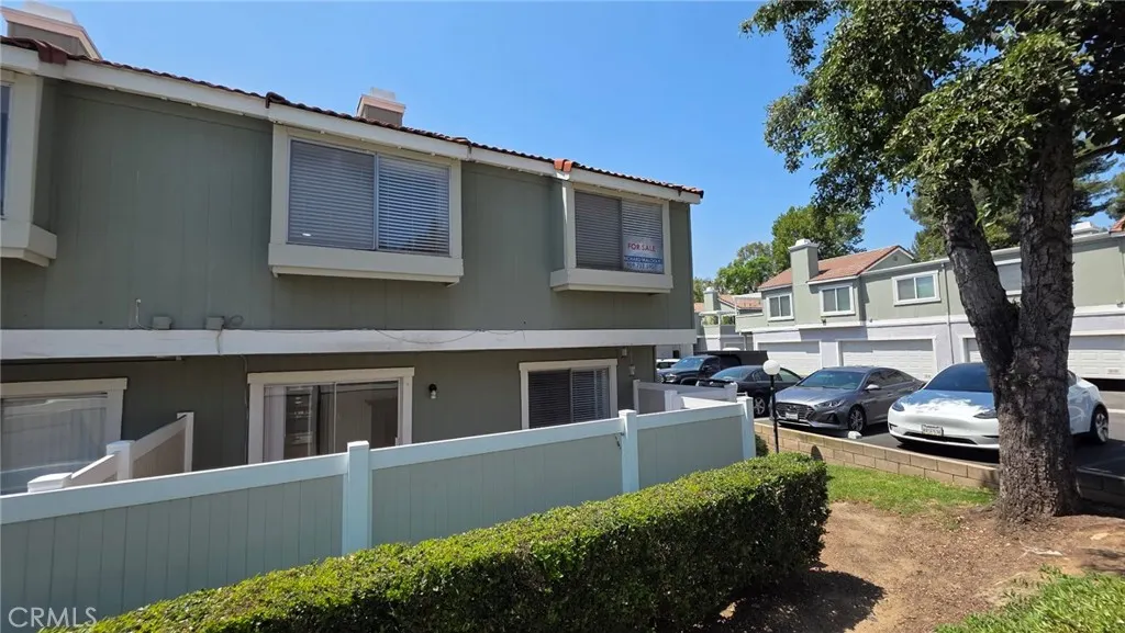 1020 Golden Springs #A
