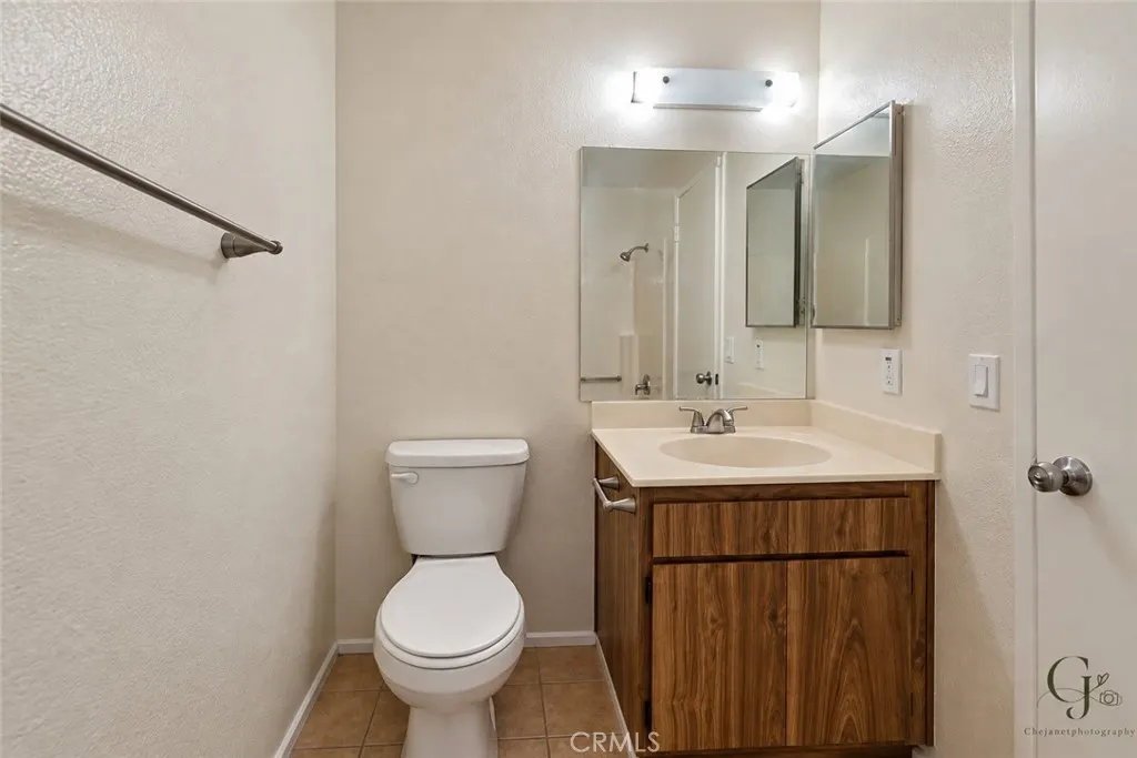 1020 Golden Springs #A