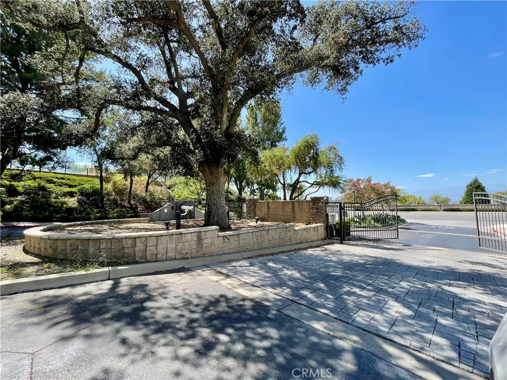 4352 Jasmine Hill Court