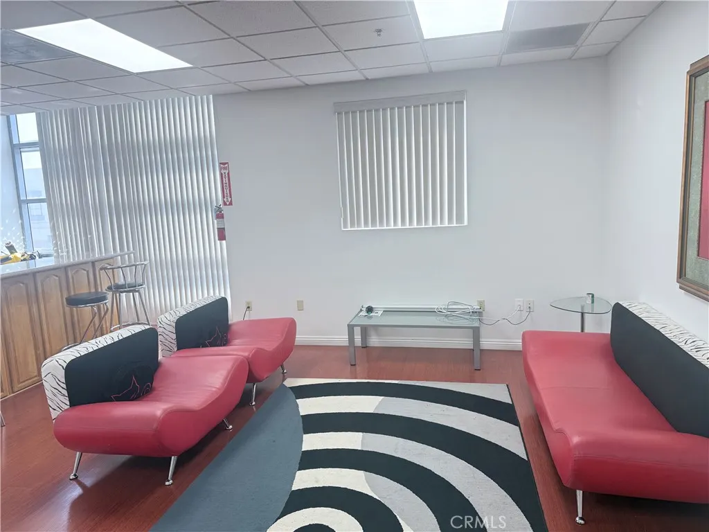 12368 Valley #107