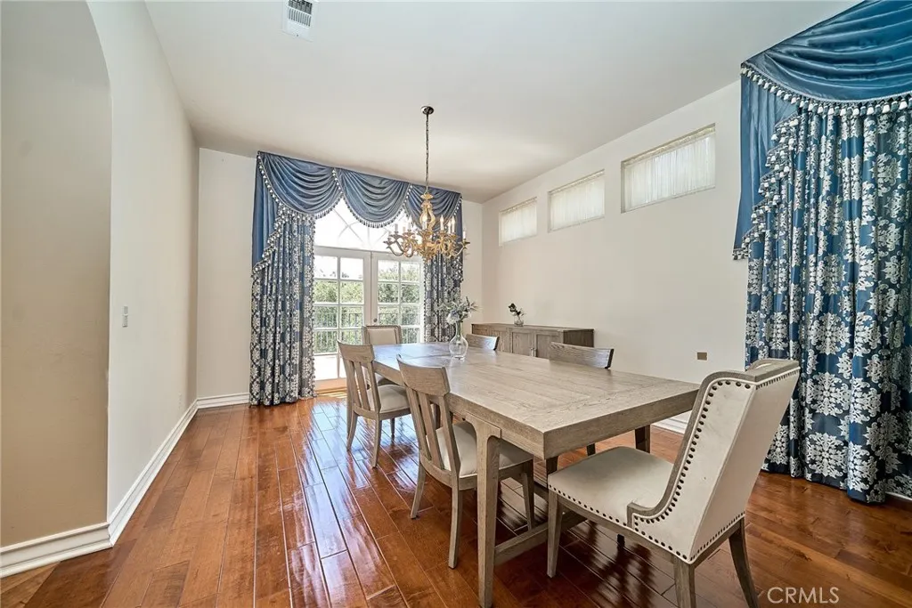 1089 Village Drive