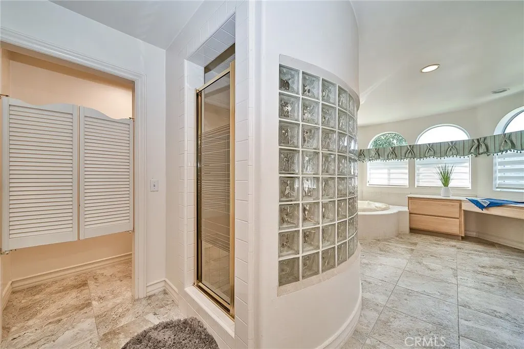 1089 Village Drive