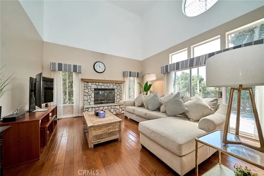 1089 Village Drive
