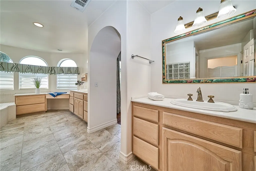 1089 Village Drive