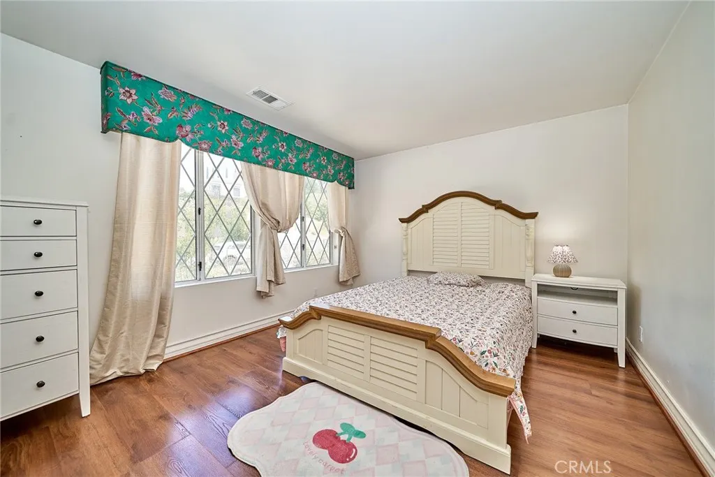1089 Village Drive
