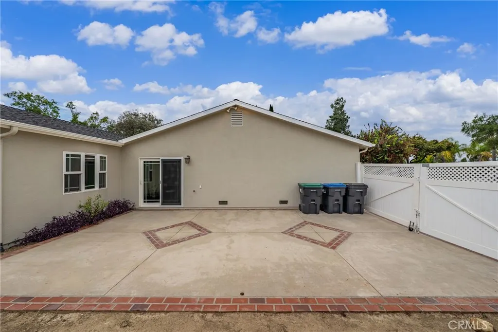 15506 Rolling Ridge Drive