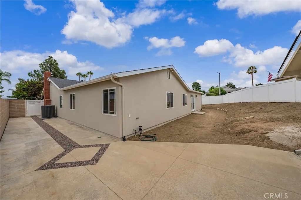 15506 Rolling Ridge Drive