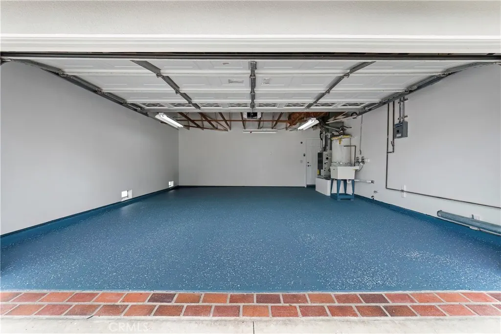 15506 Rolling Ridge Drive