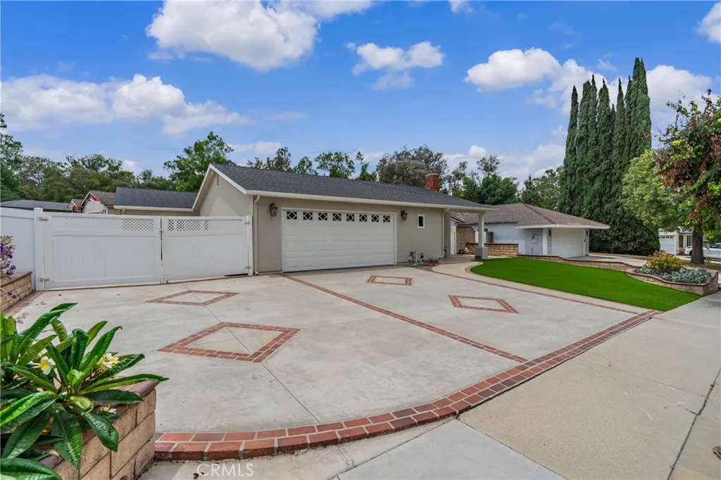 15506 Rolling Ridge Drive