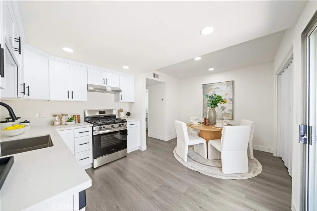 5640 Riverside Drive #32