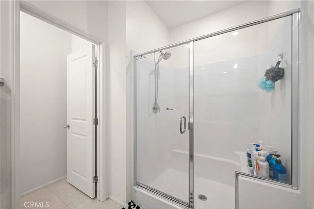 1530 W Cameron
