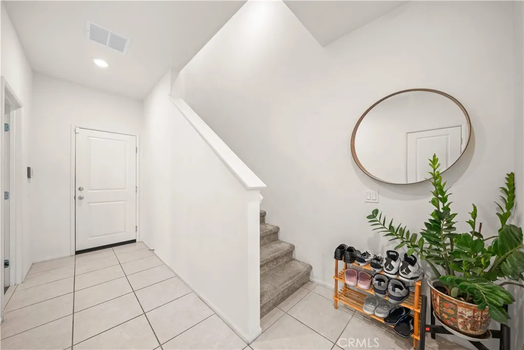 1530 W Cameron