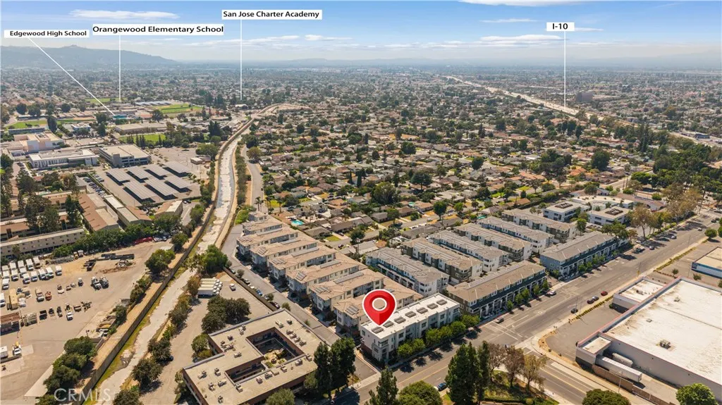 1530 W Cameron