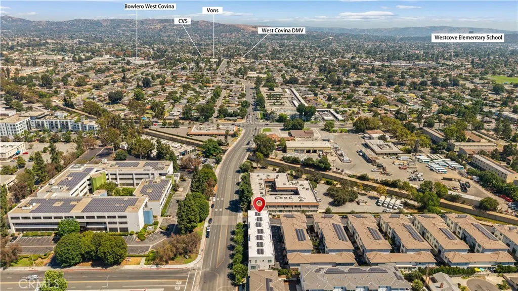 1530 W Cameron