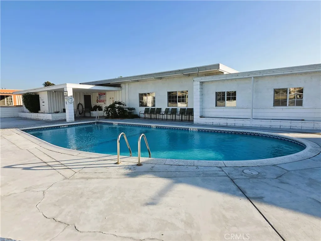 1765 PUENTE AVE #22