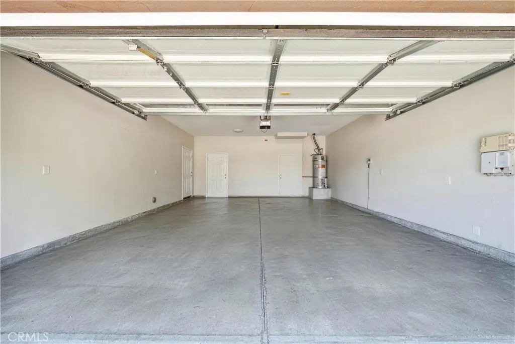 658 E. Phillips Boulevard