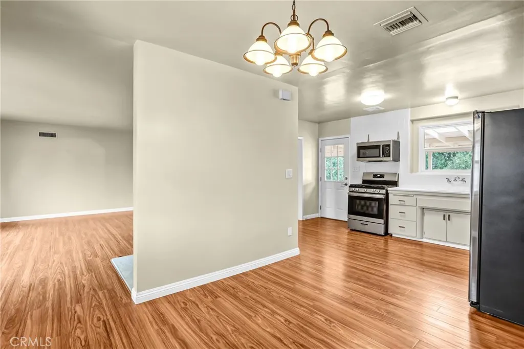 728 S Glenshaw