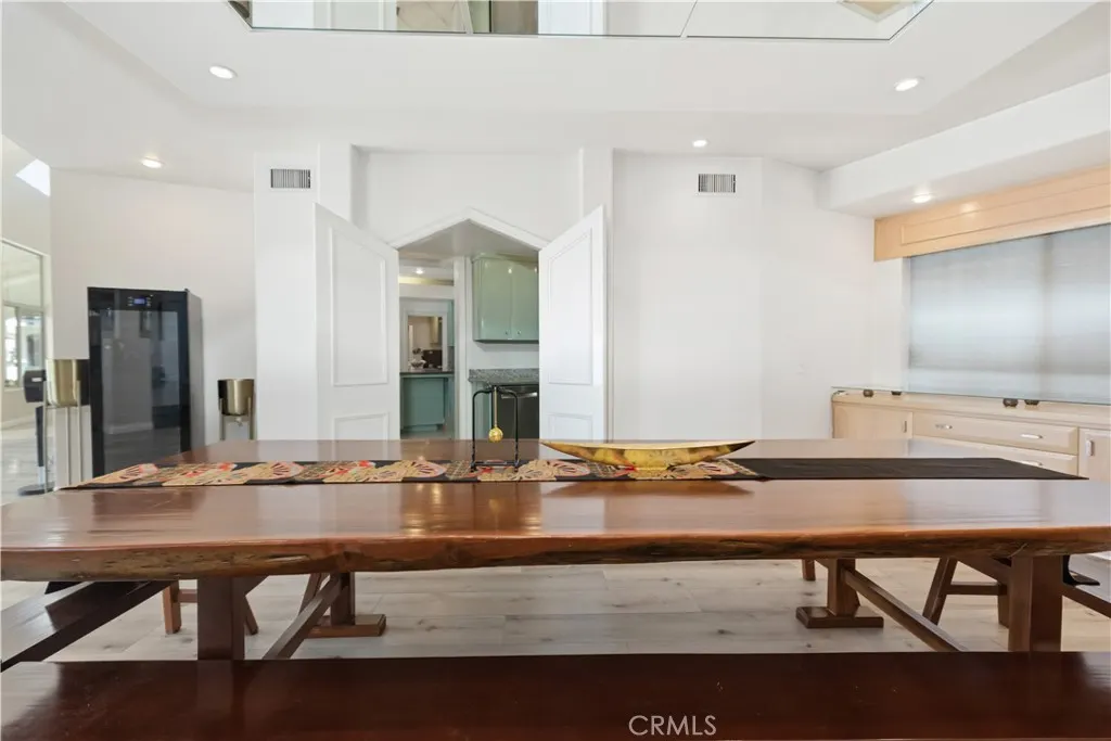 1527 Calle Cristina