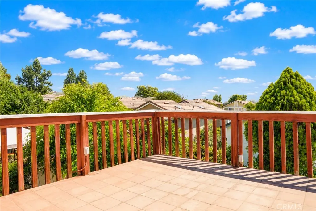13437 Gold Dust Way