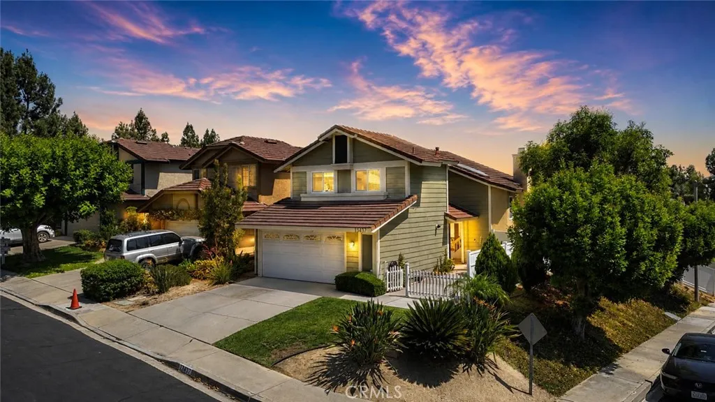 13437 Gold Dust Way