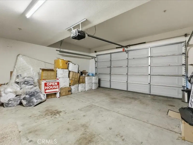 15903 Fountain Lane