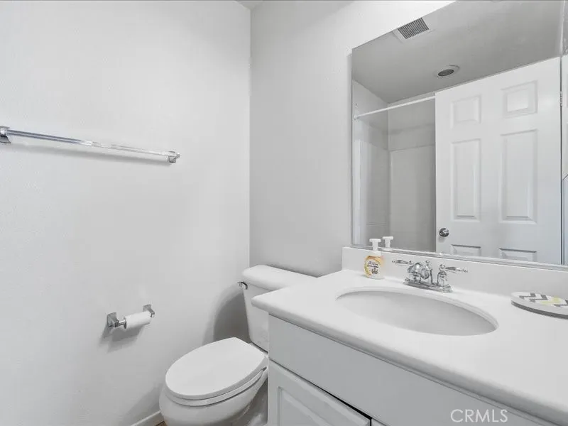 15903 Fountain Lane