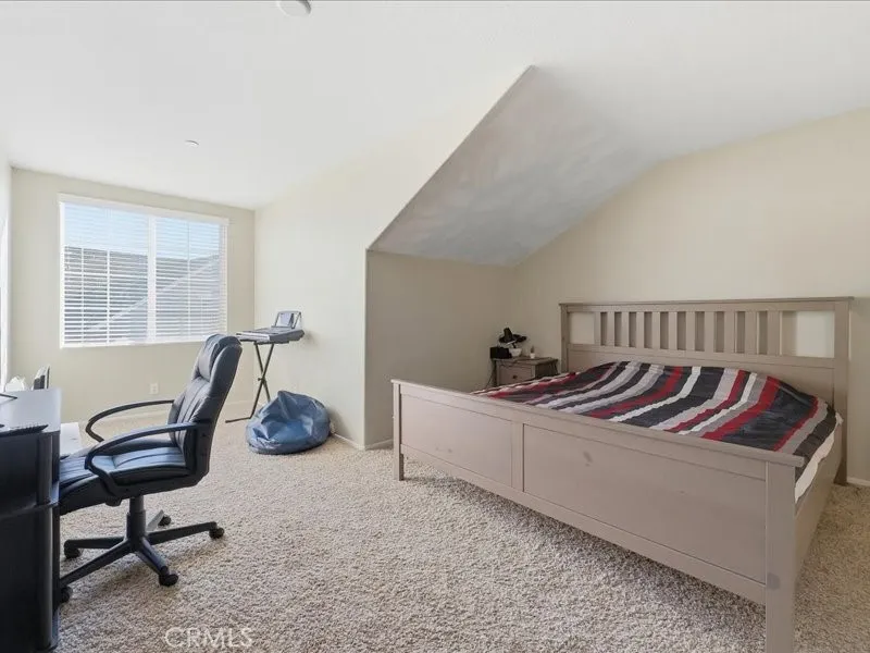 15903 Fountain Lane