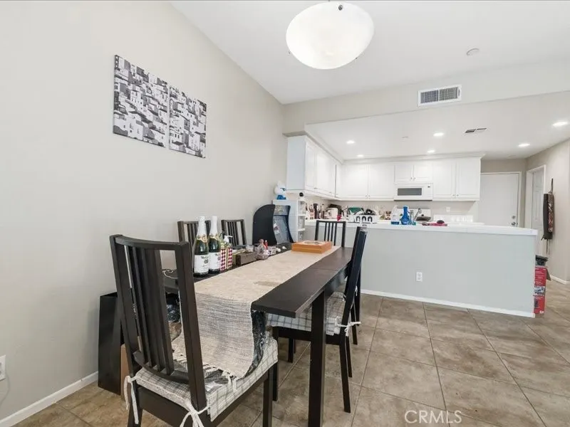 15903 Fountain Lane
