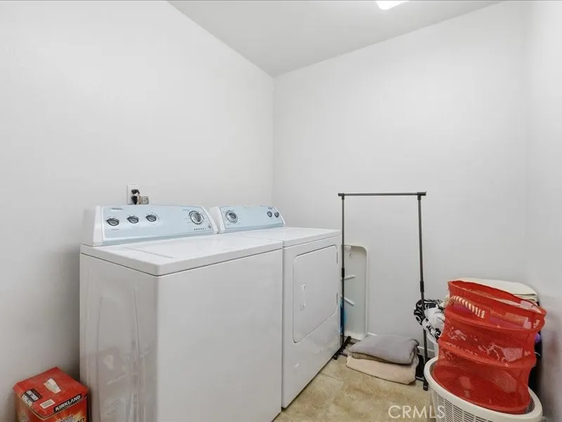 15903 Fountain Lane