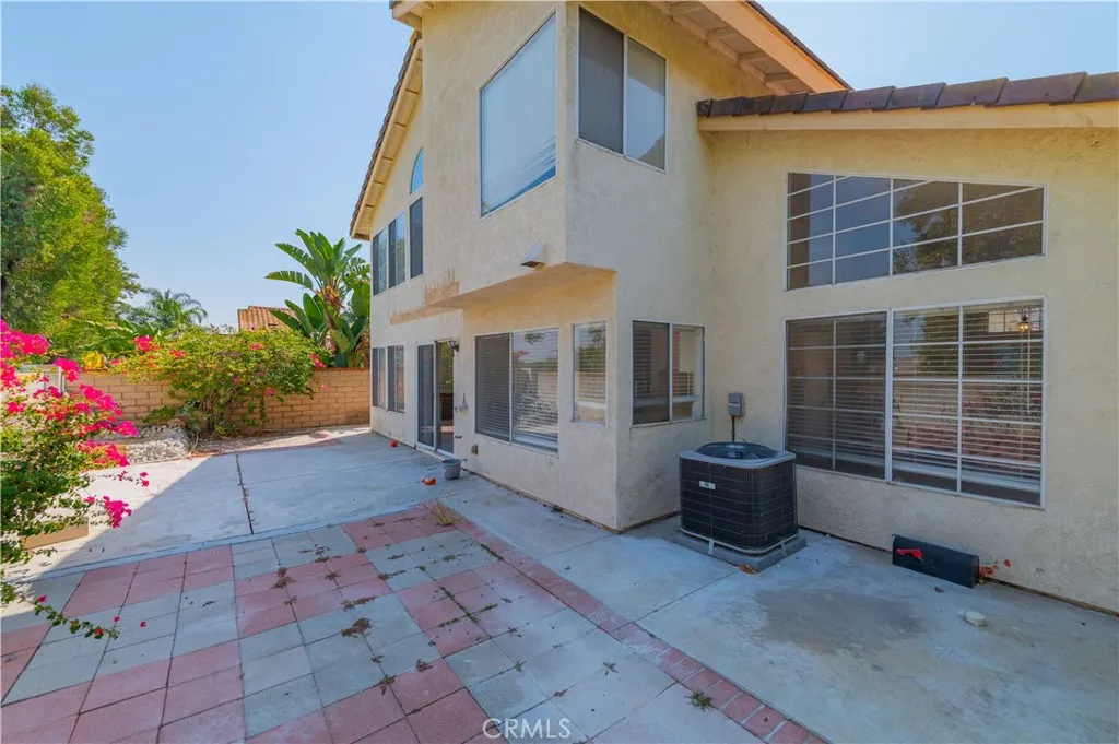 6452 Via Del Rancho