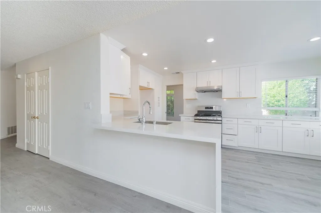 6452 Via Del Rancho