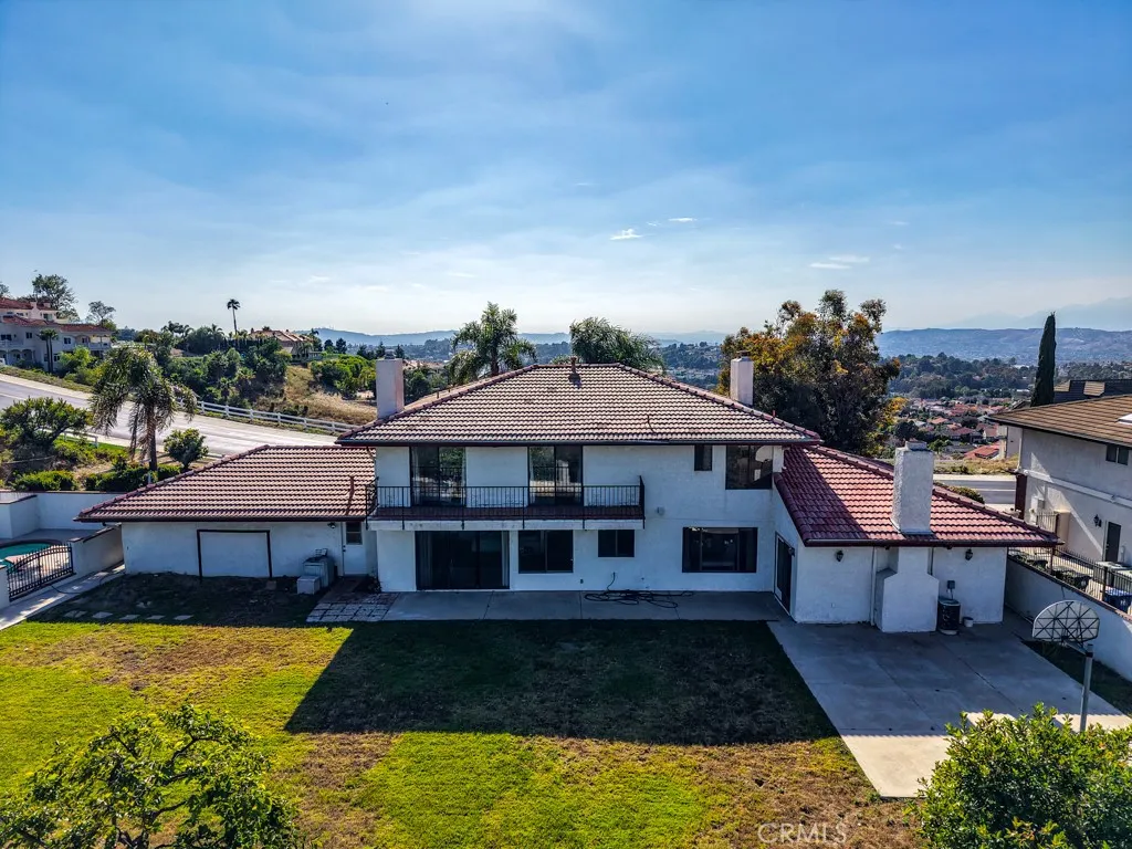 1736 Derringer Lane