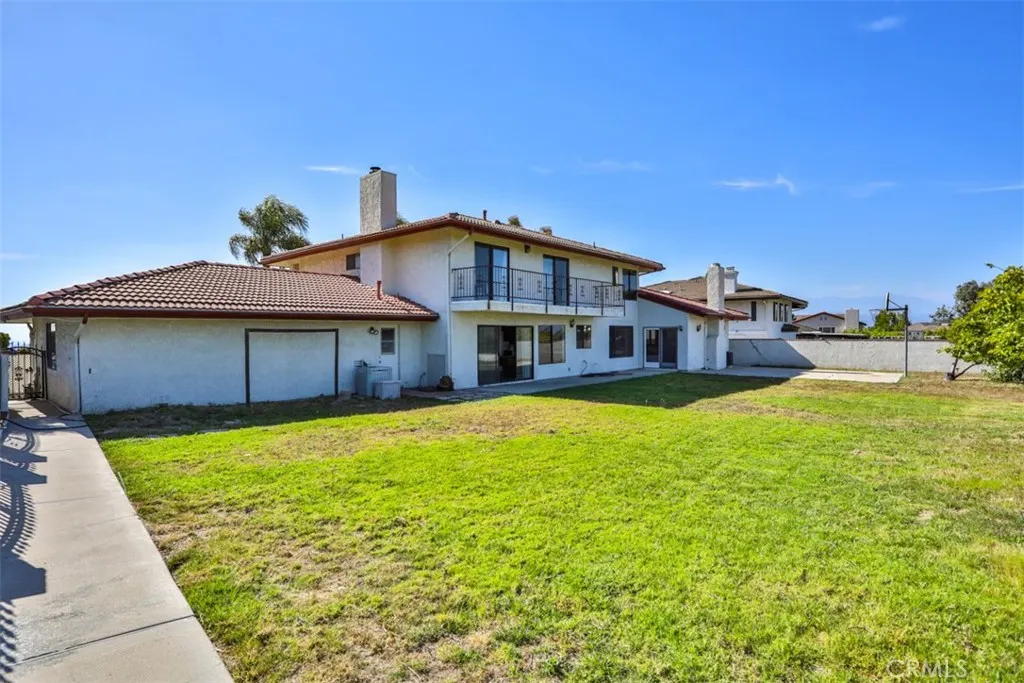 1736 Derringer Lane