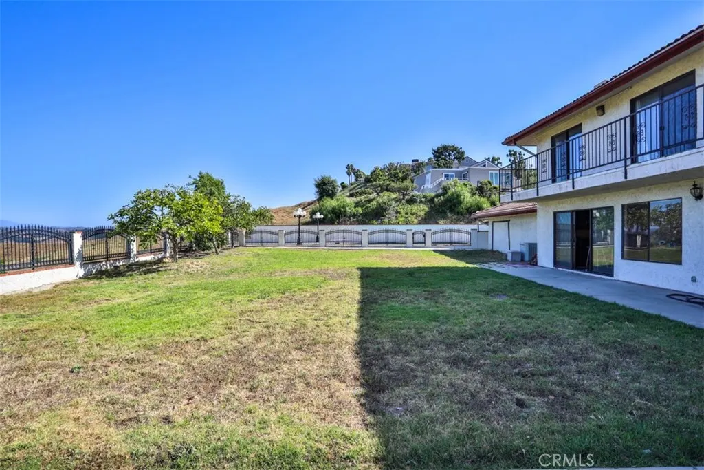 1736 Derringer Lane