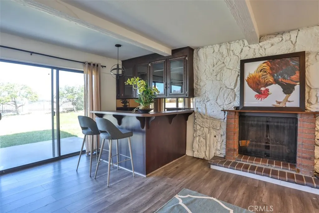 1736 Derringer Lane