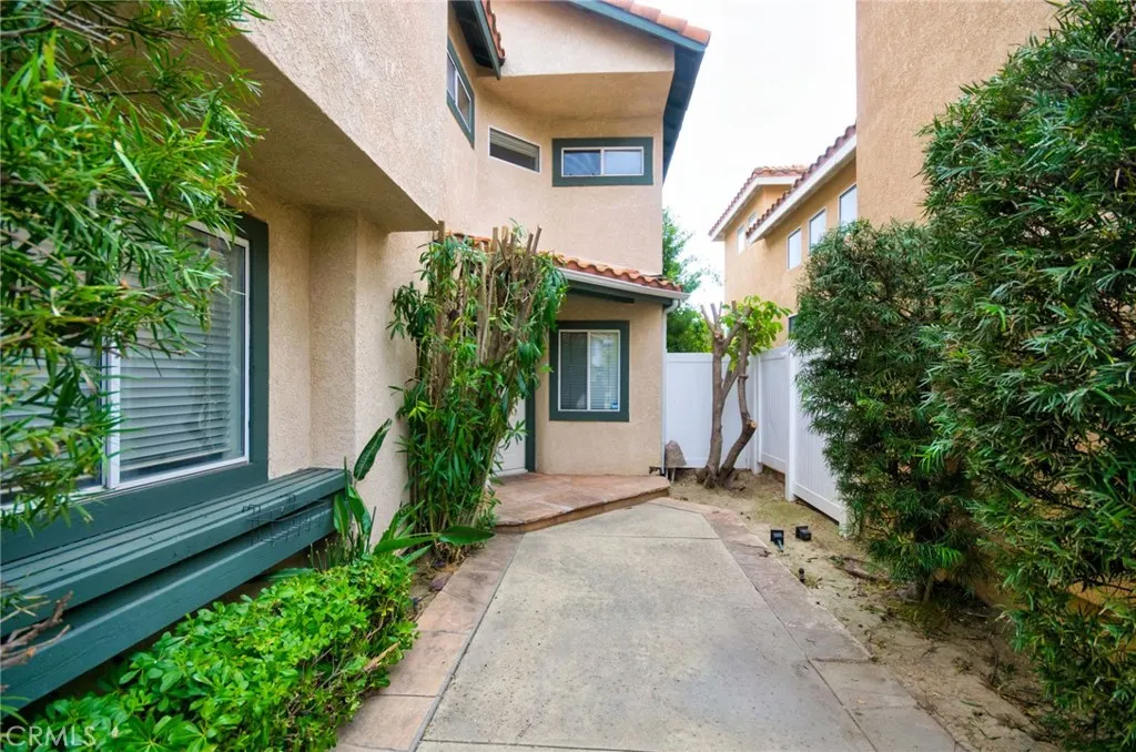 15737 Altamira Drive