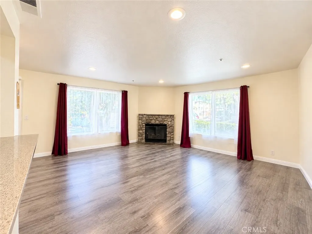 440 Anderwood Court #20