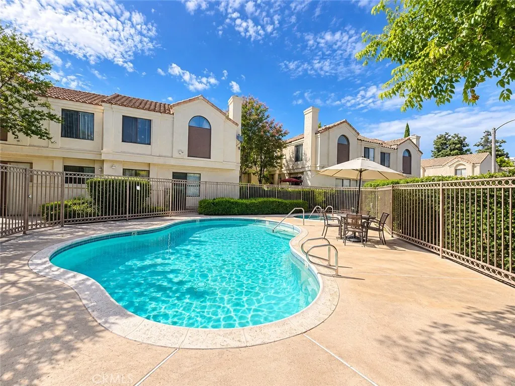 440 Anderwood Court #20