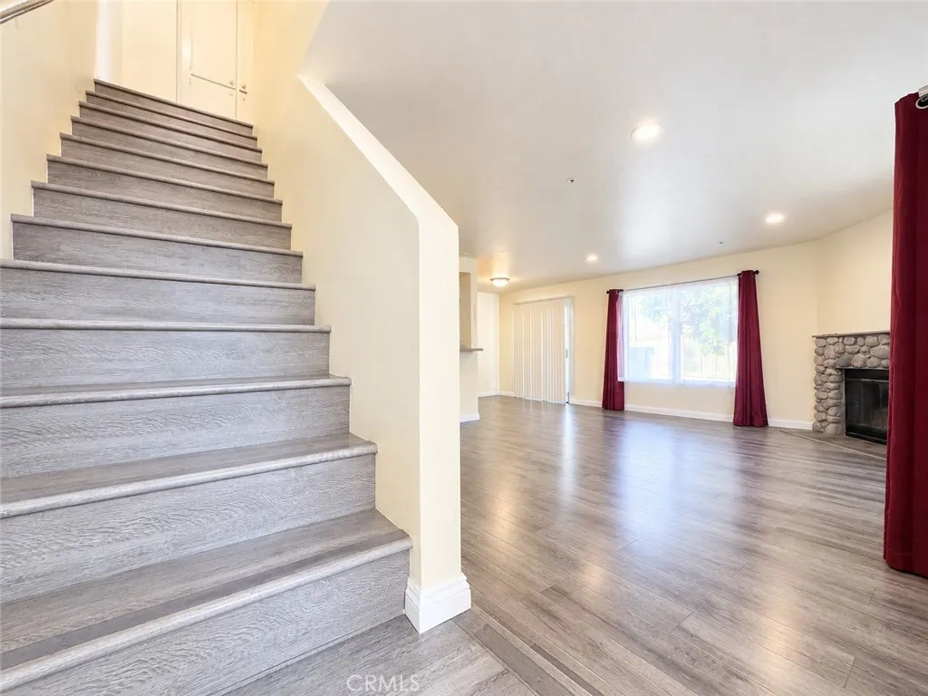 440 Anderwood Court #20