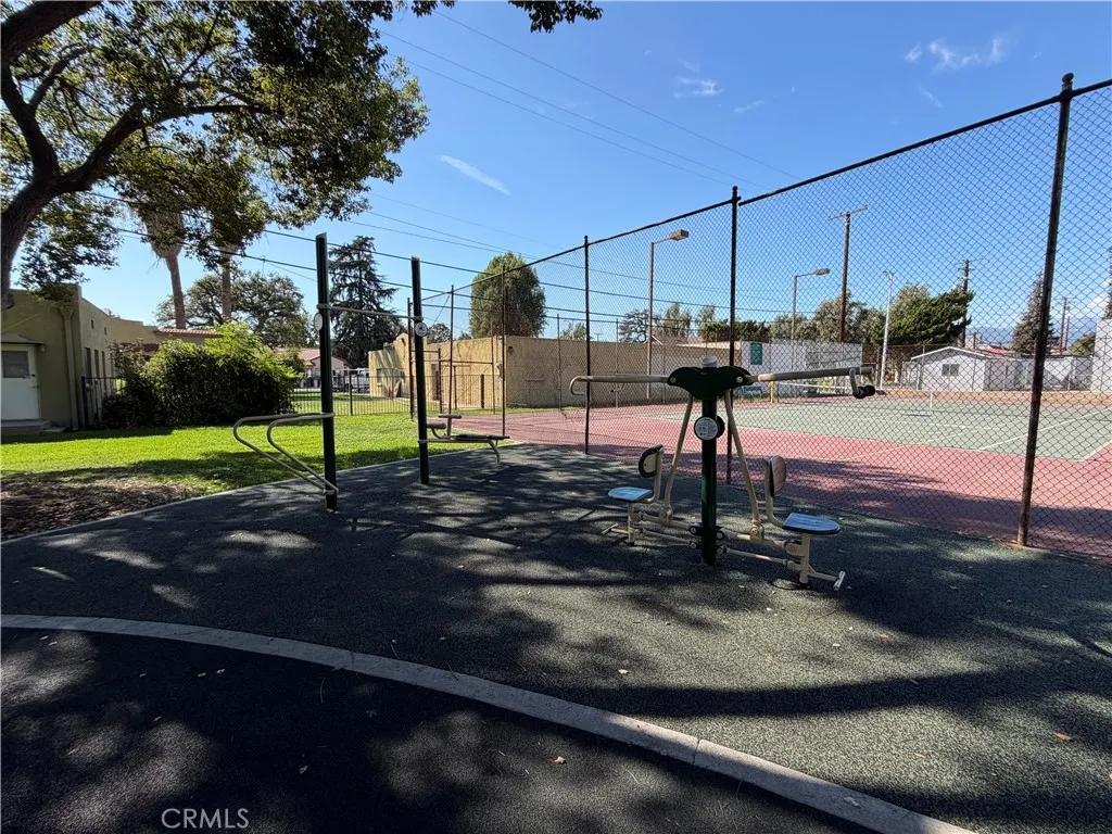 149 S Hollenbeck Avenue