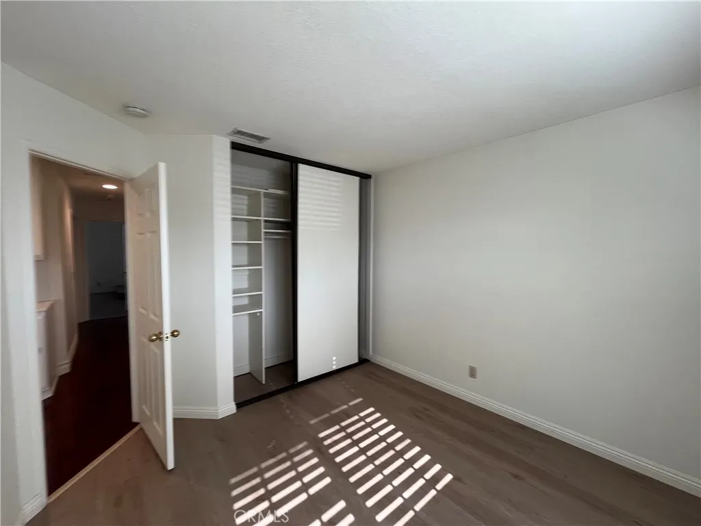 926 S Essex