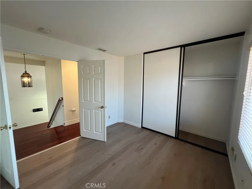 926 S Essex