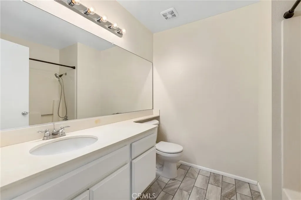 2321 S Magnolia Avenue #6E