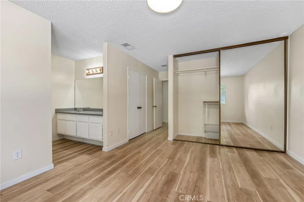 2321 S Magnolia Avenue #6E
