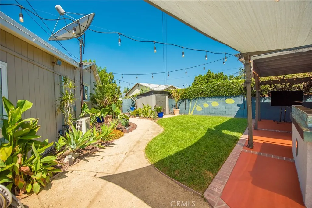 556 N Billow