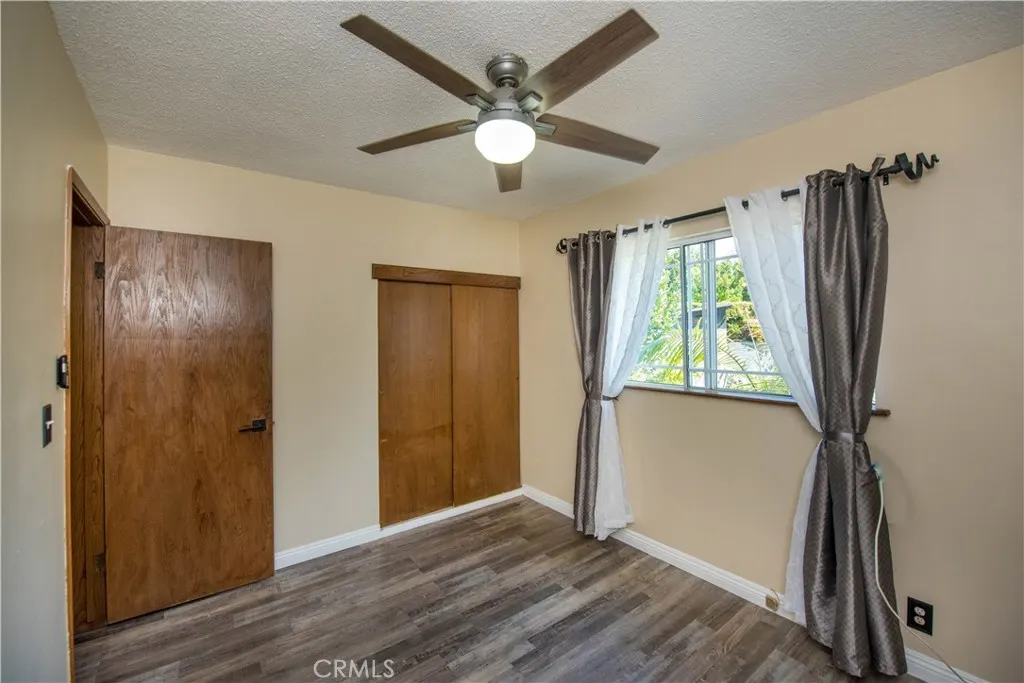 556 N Billow