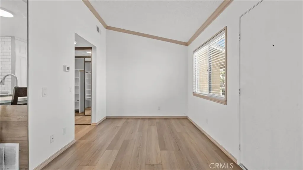 3732 Oak Creek #H