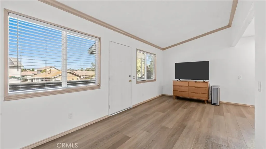 3732 Oak Creek #H